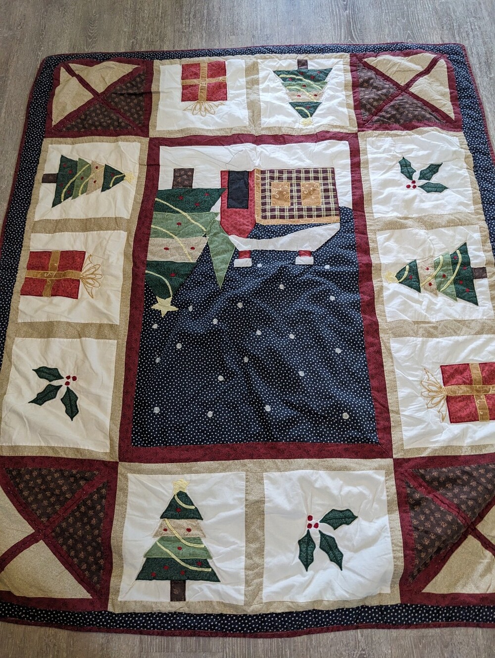 Handmade Christmas Quilt Holidays Blanket Winter Decor